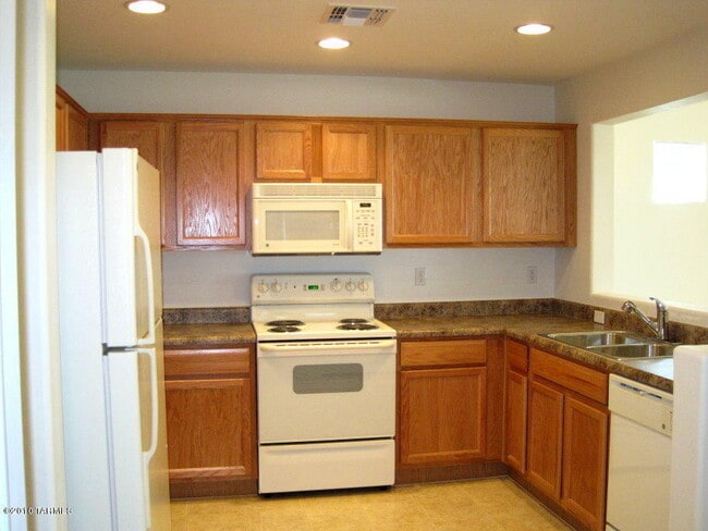Building Photo - Available Now in Sierra Morado and Vail Sc...