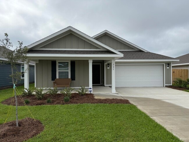 Primary Photo - 225 Gray Owl Dr