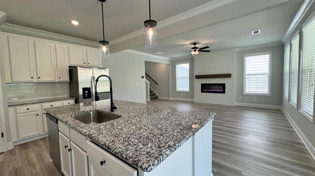 Building Photo - 3762 Dover Run Ln