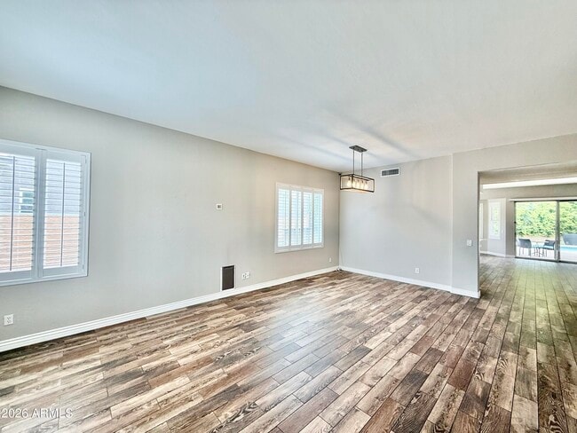 Building Photo - 3640 S Barberry Pl