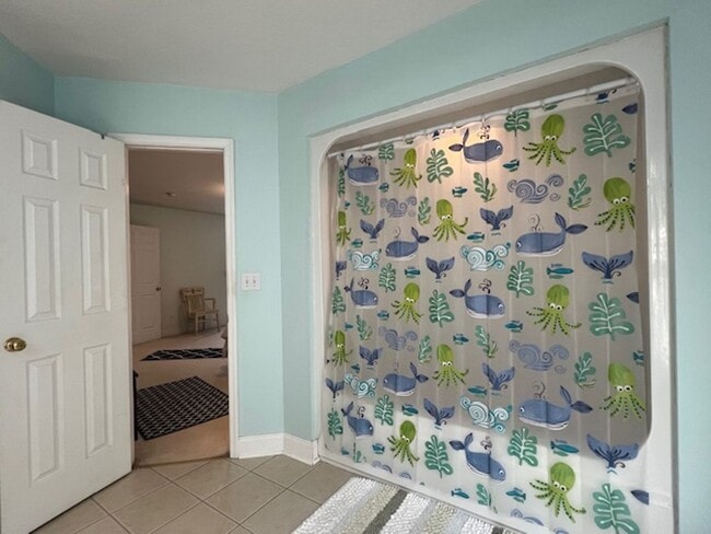 Building Photo - EXCEPTIONAL HOME