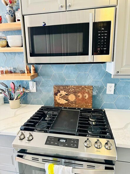 Kitchen - 1545 18th St NW
