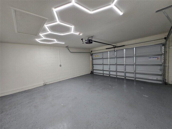 Building Photo - 1352 Mountain Flower Ln