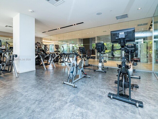 Building Photo - 9 Island Ave