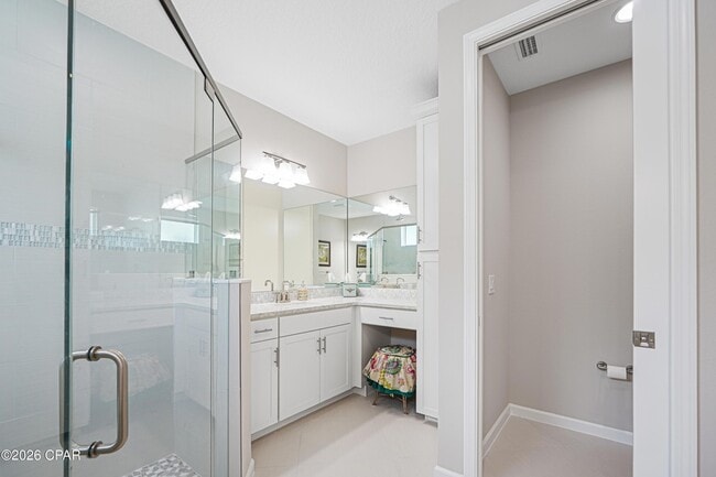 Building Photo - 9431 Paradise Dr