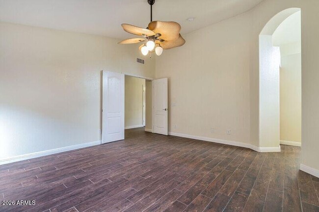 Building Photo - 10213 W Daley Ln