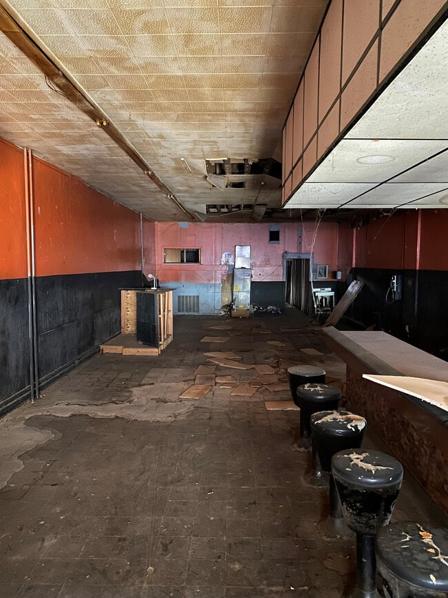 Building Photo - 214 S Wewoka Ave