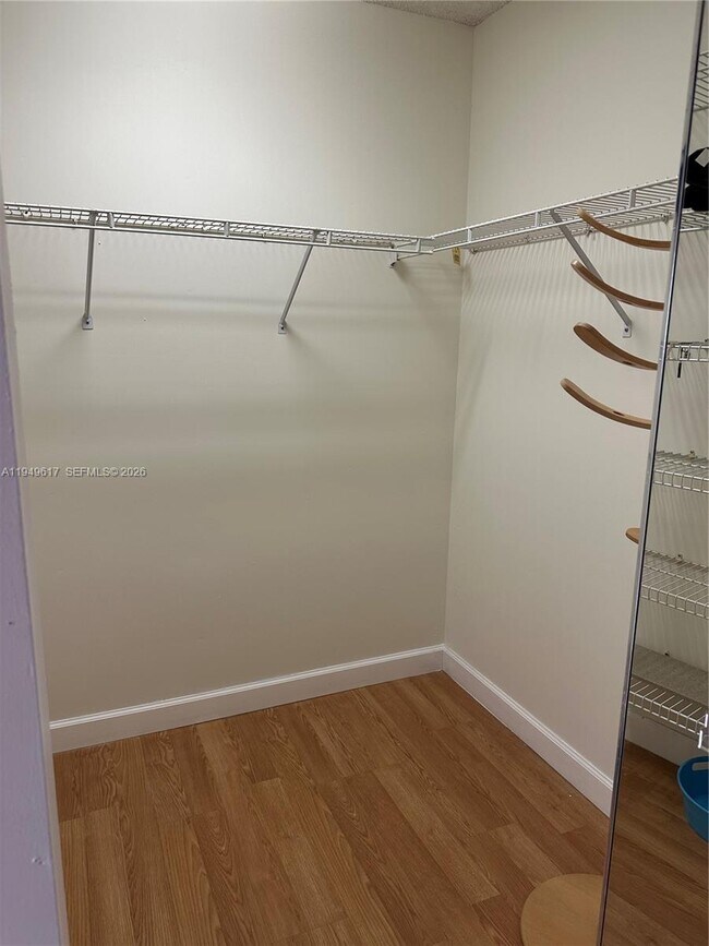 Building Photo - 12755 SW 16th Ct