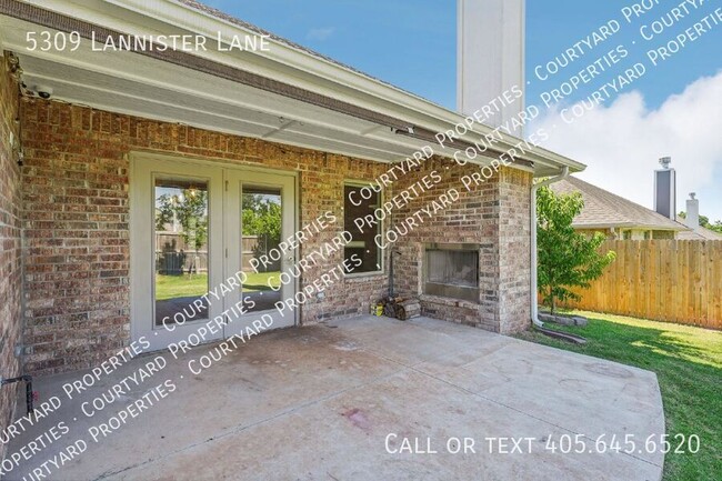 Building Photo - Gated Community in East Edmond community!