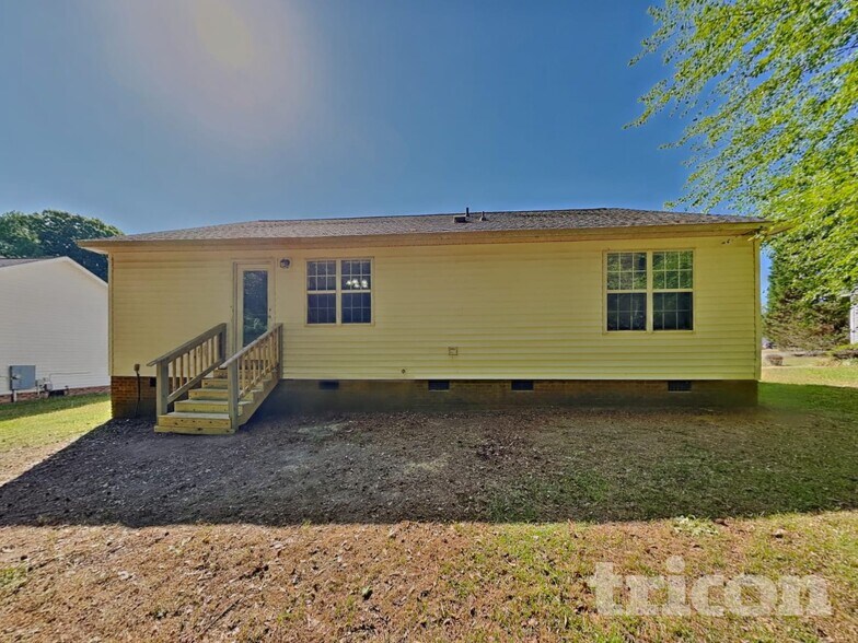Building Photo - 119 Cambridge Elm Dr