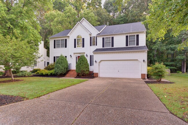 Building Photo - Woods of Tabb Home on a Quiet Street.