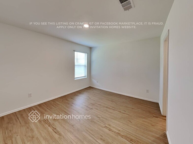 Building Photo - 22263 Stoney Ravine Dr