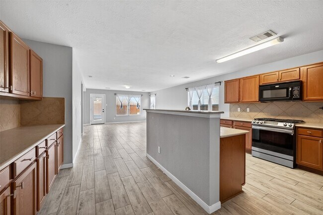 Building Photo - 20610 Moonrise River Ln