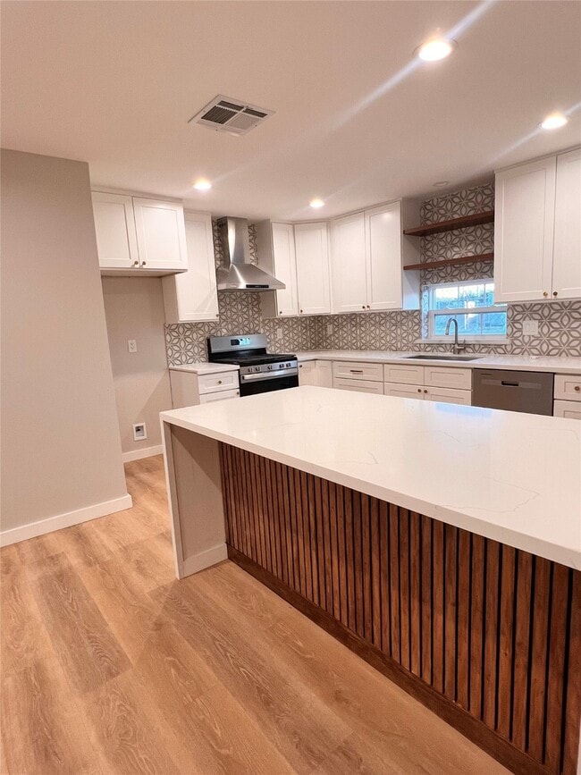 Building Photo - 4319 Baynard Dr