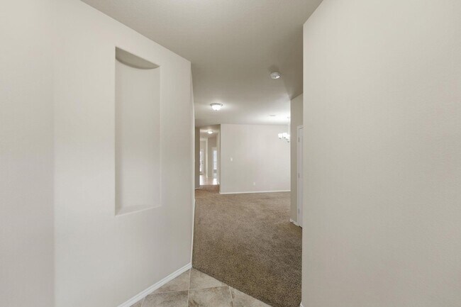 Building Photo - 316 Rocky Pine Rd