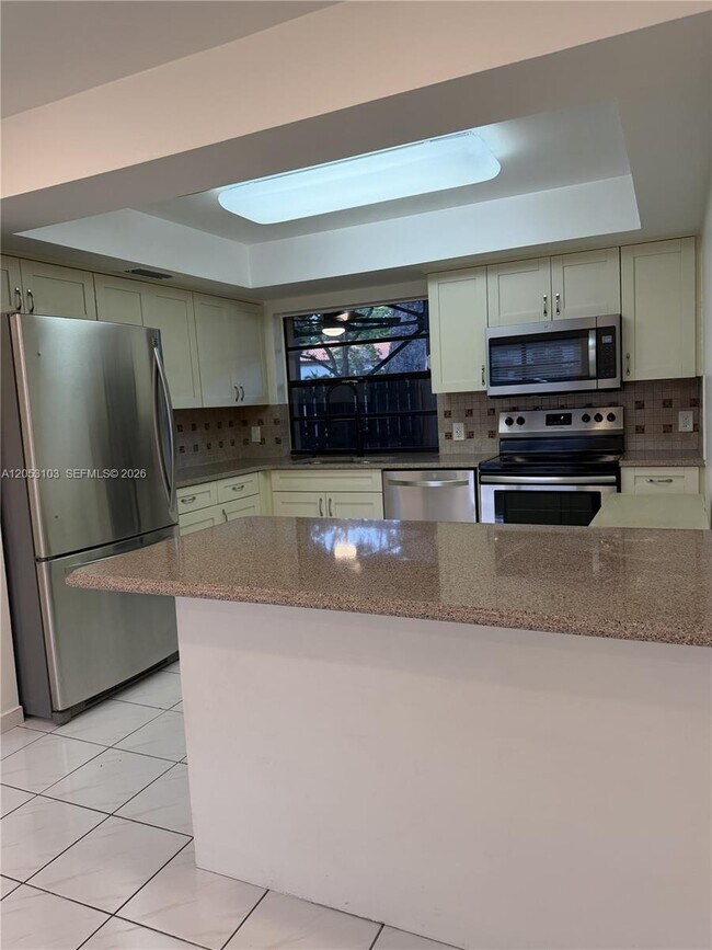 Building Photo - 11325 SW 133rd Ct