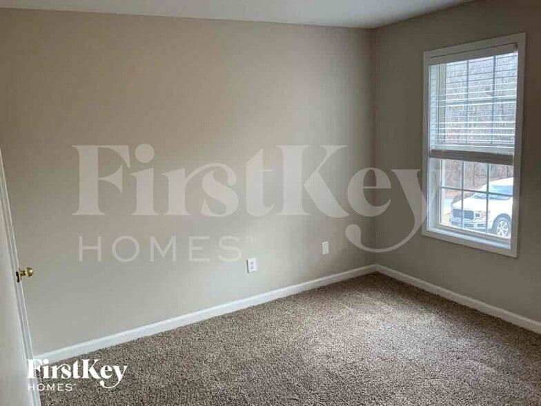 Building Photo - 82 Broadlands Dr