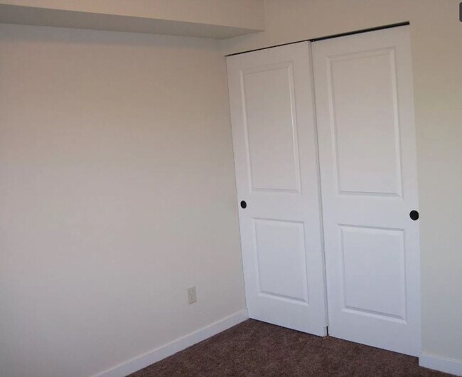Building Photo - 5702 Bass Dr