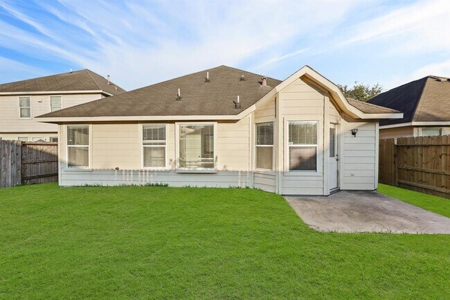 Building Photo - 5823 Creektrace Ln