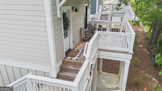 Building Photo - 3042 State St