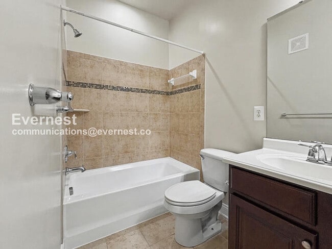 Building Photo - 1313 Cheswick Ln