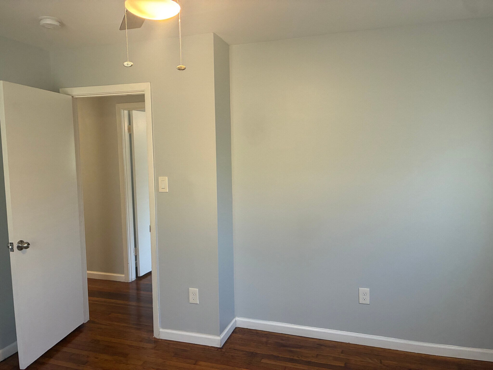 Building Photo - Room in Duplex on Union Rd SW