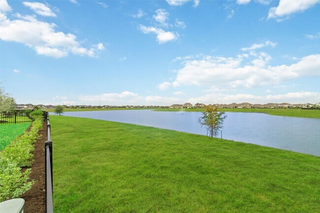 Building Photo - 2232 Sonder Shr Dr