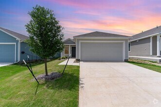 Building Photo - 9213 Red Fox Trl