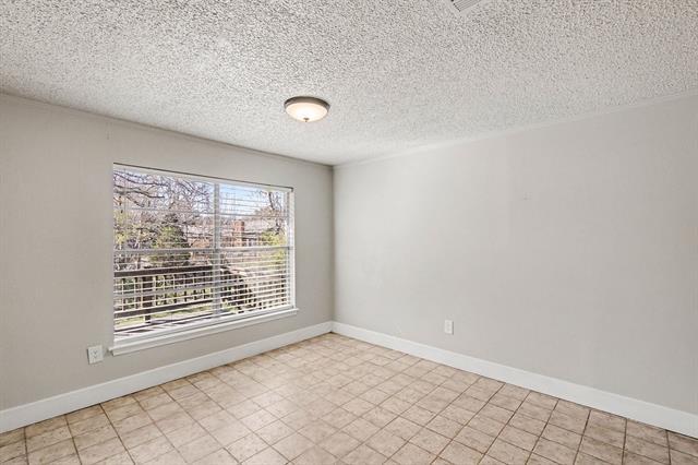 Building Photo - 5054 Tierney Ct S