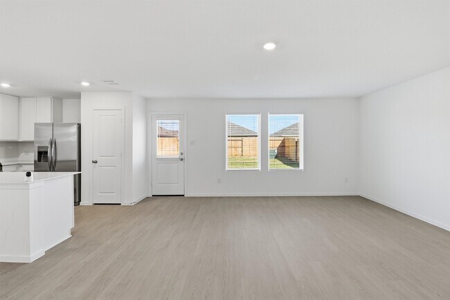 Building Photo - 26914 Dalmatian Bellflower Dr