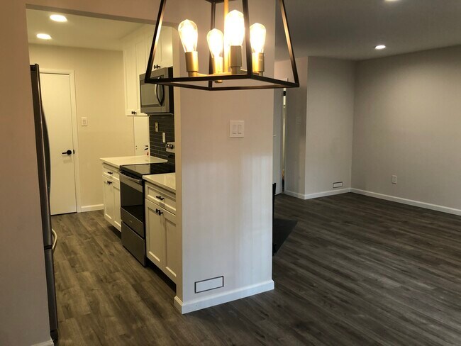 Dining & Kitchen View - 605A Cypress Point Cir