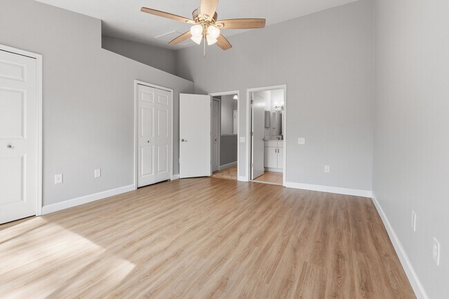 Building Photo - 8671 Hunters Key Cir