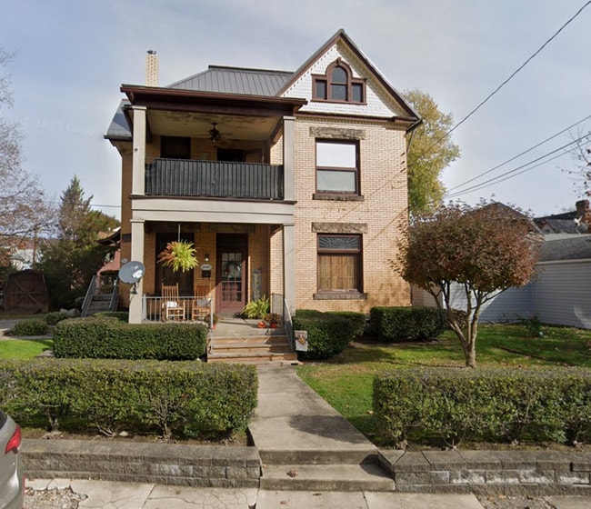 Building Photo - 546 N Water St