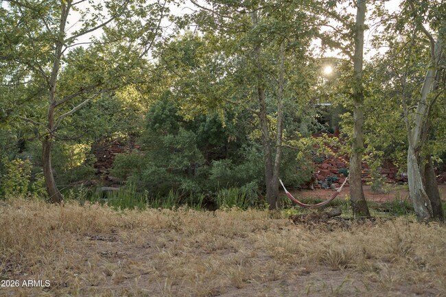 Building Photo - 407 Loy Ln