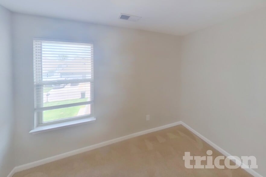 Building Photo - 2151 Cason Ln