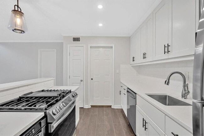 Building Photo - 202 Park Ridge Cir