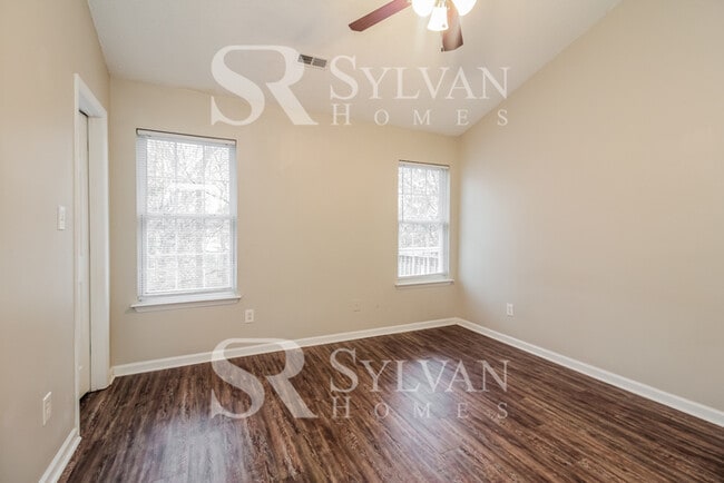 Building Photo - Lease today! No extra charge for contentme...