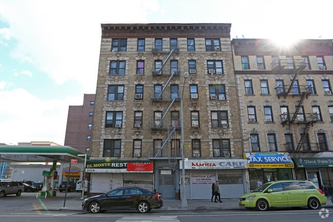 Building Photo - 2153 Amsterdam Ave