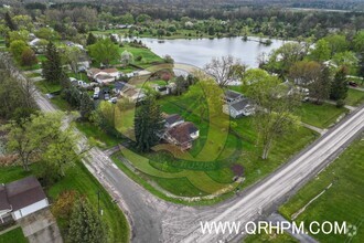 Building Photo - Available Now! Lake Fenton Schools!