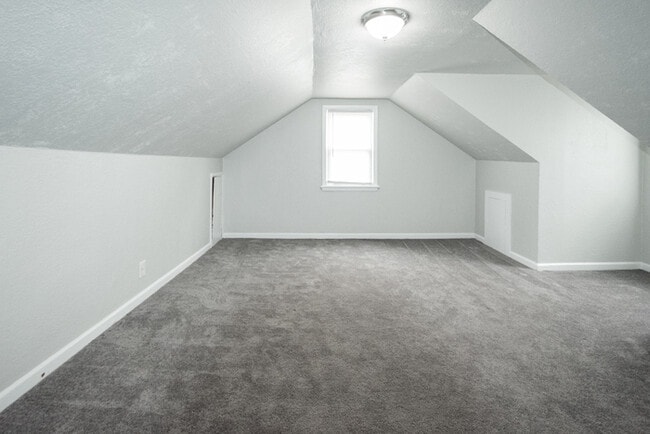 Building Photo - 3504 Trant Ave