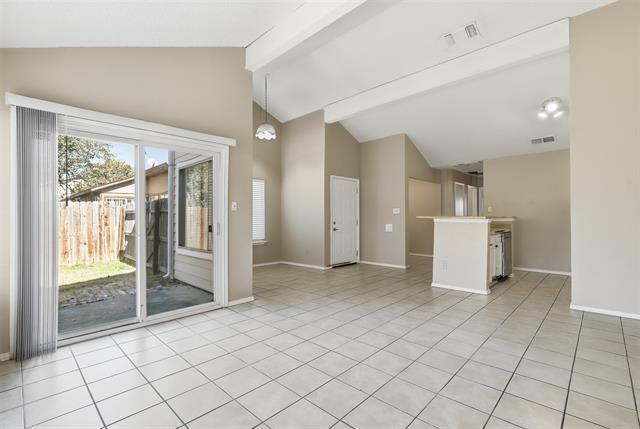 Building Photo - 216 Suttonwood Dr