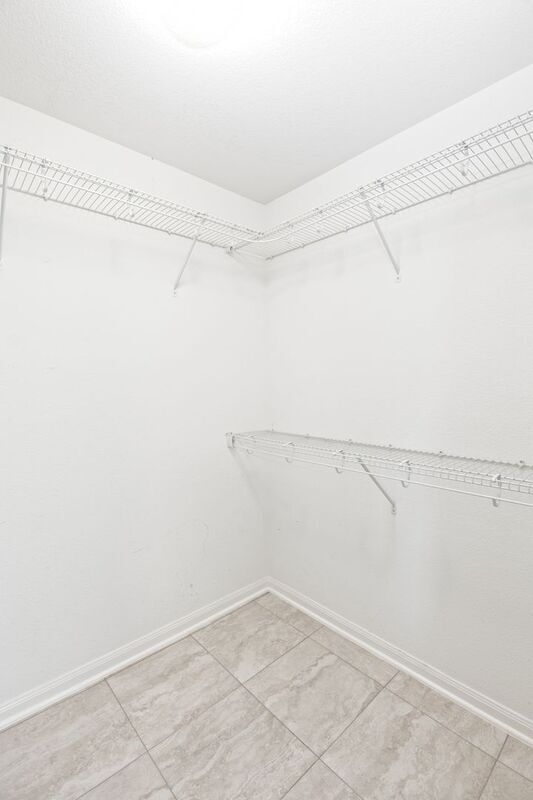 Building Photo - 1829 Persimmon Dr