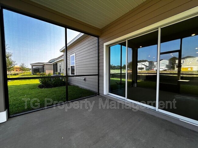 Building Photo - 6226 Mare Ave