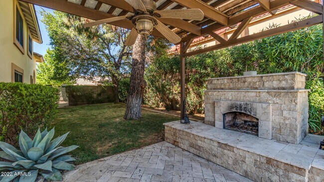 Building Photo - 3625 E Rosemonte Dr