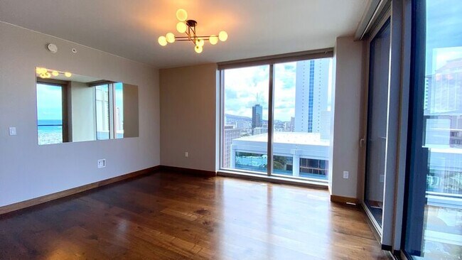 Building Photo - 1555 Kapiolani Blvd