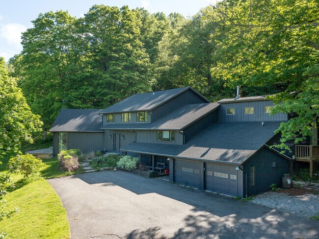 Primary Photo - 110 Geer Mountain Rd