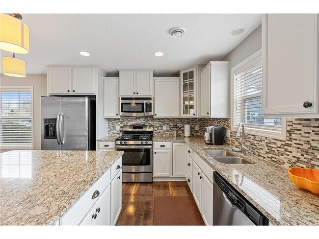 Building Photo - 3262 Red Oak Trail
