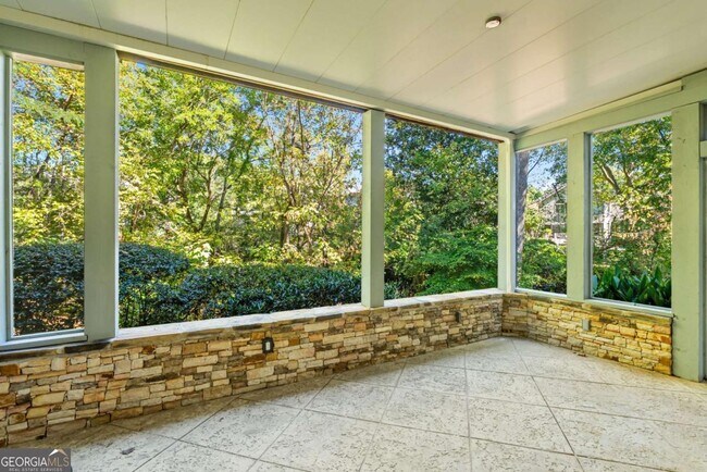 Building Photo - 1362 Cartecay Dr NE