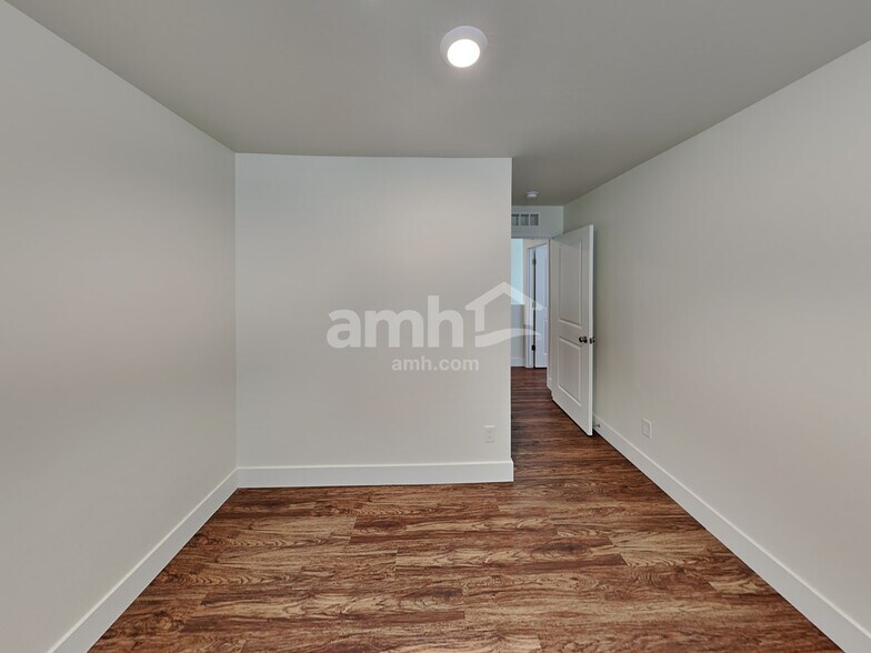 Building Photo - 21469 S 231st Way