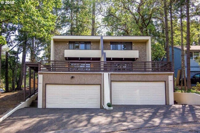 Primary Photo - Willamette St Duplex